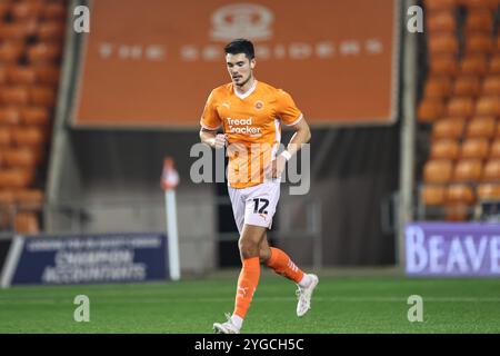 Blackpool, Royaume-Uni. 16 août 2024. Elkan Baggott de Blackpool lors du Bristol Street Motors Trophy match Blackpool vs Liverpool U21 à Bloomfield Road, Blackpool, Royaume-Uni, 6 novembre 2024 (photo par Mark Cosgrove/News images) à Blackpool, Royaume-Uni le 16/08/2024. (Photo de Mark Cosgrove/News images/SIPA USA) crédit : SIPA USA/Alamy Live News Banque D'Images