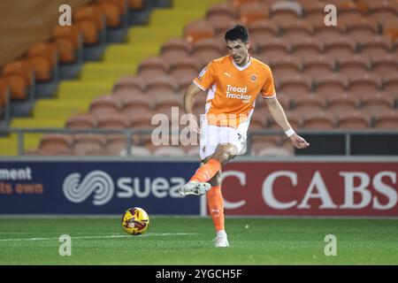 Blackpool, Royaume-Uni. 16 août 2024. Elkan Baggott de Blackpool lors du Bristol Street Motors Trophy match Blackpool vs Liverpool U21 à Bloomfield Road, Blackpool, Royaume-Uni, 6 novembre 2024 (photo par Mark Cosgrove/News images) à Blackpool, Royaume-Uni le 16/08/2024. (Photo de Mark Cosgrove/News images/SIPA USA) crédit : SIPA USA/Alamy Live News Banque D'Images