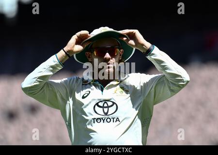 MELBOURNE AUSTRALIE. 7 novembre 2024. Sur la photo : Australie Bowler Corey Rocchiccioli lors du 2ème test non officiel du match de cricket de la série de test Australie A vs Inde A au Melbourne Cricket Ground, Melbourne, Australie le 7 novembre 2024. Crédit : Karl Phillipson / Alamy Live News Banque D'Images