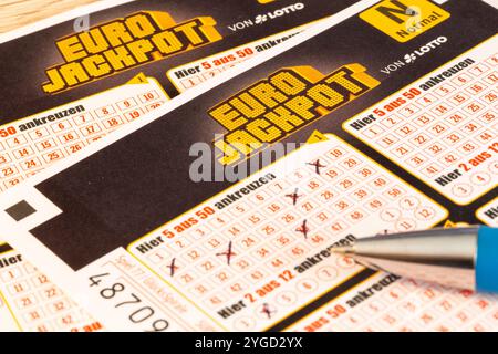 EuroJackpot : gros plan d'un billet Banque D'Images