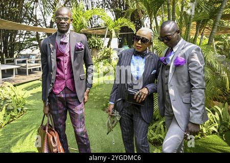 Sapeurs, membres de la Société des Ambianceurs et des personnes elegantes (SAPE), société des artistes et des personnes élégantes, Brazzaville, Republ Banque D'Images