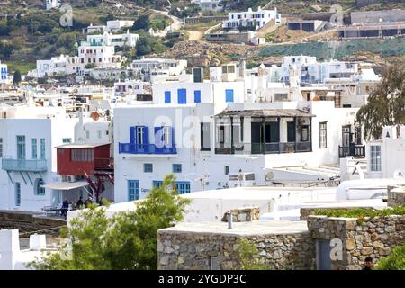 Mykonos, Grèce, 23 avril 2019 : petites maisons blanches de Venise de la célèbre île, Europe Banque D'Images