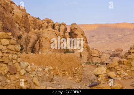 Al Beidha ruines d'une colonie préhistorique au moyen-Orient, située près de Little Petra Siq al-Barid, Jordanie, Asie Banque D'Images