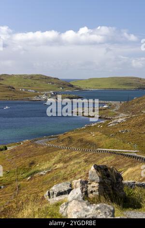 Chaussée, chaussée avec route vers Vatersay, Barra, Hébrides extérieures, Écosse, Grande-Bretagne Banque D'Images