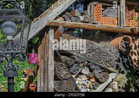 Hôtel à insectes près de Ofterschwang, Allgaeu, Bavière, Allemagne, Europe Banque D'Images