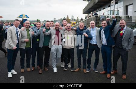 Scènes de Down Royal Racecourse le deuxième jour du week-end Festival of Racing, avec la chasse aux champions de Ladbrokes. Banque D'Images