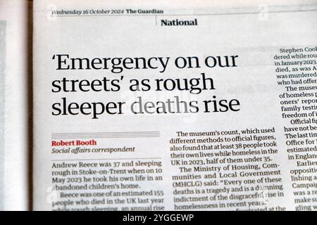 « Urgence dans nos rues » alors que les morts du sommeil difficile se lèvent » article du journal Guardian sur les sans-abri 16 octobre 2024 Londres Angleterre Royaume-Uni Banque D'Images