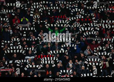 Deutsche Bank Park, Francfort, Allemagne. 07 novembre 2024. Les fans de l'Eintracht Frankfurt lors d'un match de la 4e ronde de l'Europa League, Eintracht Frankfurt contre SK Slavia Prague, au Deutsche Bank Park, Francfort, Allemagne. Ulrik Pedersen/CSM/Alamy Live News Banque D'Images