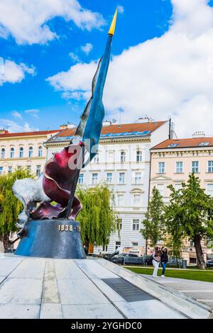 Le Mémorial du deuxième mouvement de résistance ou monument du drapeau de résistance. C'est en dédicace au deuxième mouvement de résistance à l'occupant nazi Banque D'Images
