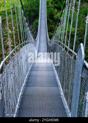 Au ruisseau Höhenbach au-dessus de Holzgau dans la haute vallée du Lechtal Banque D'Images