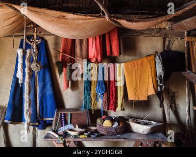 Visite du Musée Viking Haitabu sur le Schlei, vêtements, tissus Banque D'Images