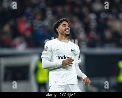 Francfort, Allemagne. 07 novembre 2024. Francfort, Allemagne, 7 novembre 2024 FRANCFORT, ALLEMAGNE - 7 NOVEMBRE : Omar Marmoush de l'Eintracht Francfort réagit lors du match de l'UEFA Europa League entre l'Eintracht Francfort et la Slavia Prague au Deutsche Bank Park le 7 novembre 2024 à Francfort, Allemagne. (Photo de Dan O' Connor/ATPImages) Dan O' Connor (Dan O' Connor/ATP images/SPP) crédit : SPP Sport Press photo. /Alamy Live News Banque D'Images