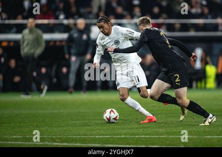 Francfort, Allemagne. 07 novembre 2024. Francfort, Allemagne, 7 novembre 2024 FRANCFORT, ALLEMAGNE - 7 NOVEMBRE : Hugo Ekitike de l'Eintracht Francfort en action lors du match de l'UEFA Europa League opposant l'Eintracht Francfort et la Slavia Prague au Deutsche Bank Park le 7 novembre 2024 à Francfort, Allemagne. (Photo de Dan O' Connor/ATPImages) Dan O' Connor (Dan O' Connor/ATP images/SPP) crédit : SPP Sport Press photo. /Alamy Live News Banque D'Images