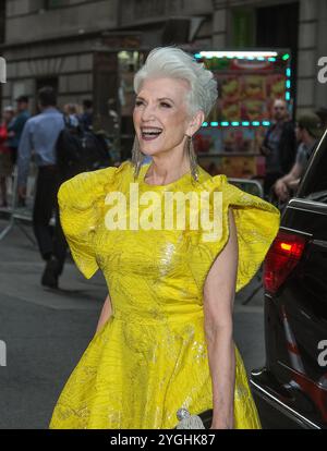 Manhattan, New York - 2 mai 2018 : Maye Musk mère d'Elon Musk arrive au DKMS Love Gala 'Red Carpet' à Cipriani. Banque D'Images