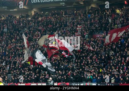 AMSTERDAM, 07-11-2024, JohanCruyff Arena, saison 2024/2025, UEFA Europa League match entre Ajax et Maccabi tel Aviv FC, fans de Ajax crédit : Pro Shots/Alamy Live News Banque D'Images