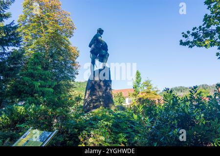 Bad Lauterberg im Harz, parc Kurpark, monument Hermann von Wissmann dans le Harz, basse-Saxe, Allemagne Banque D'Images