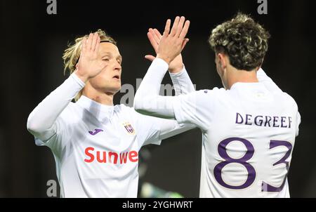 Riga, Lettonie. 07 novembre 2024. Kasper Dolberg Rasmussen d'Anderlecht célèbre lors d'un match de football entre le letton Rigas FS et le belge RSC Anderlecht, à Riga, Lettonie, jeudi 7 novembre 2024, le quatrième jour de la phase de Ligue du tournoi de l'UEFA Europa League. BELGA PHOTO VIRGINIE LEFOUR crédit : Belga News Agency/Alamy Live News Banque D'Images