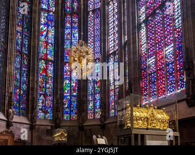 Aix-la-Chapelle, Cathédrale d'Aix-la-Chapelle, Octagon, Karlsschrein (Sanctuaire de Charlemagne) en Rhénanie-du-Nord-Westphalie, Allemagne Banque D'Images