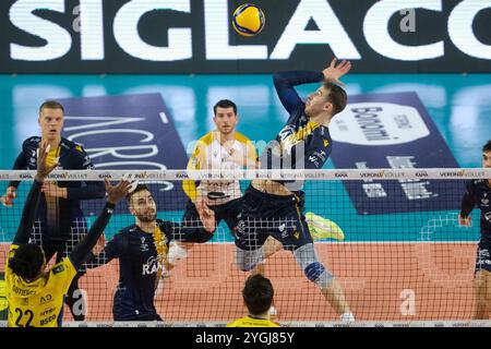 Lorenzo Cortesia de Rana Verona lors du match entre Rana Verona et Valsa Group Modena, saison régulière du champion italien de volleyball SuperLega Banque D'Images