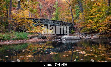 Boulder Bridge, Rock Creek Park, Washington D.C. Banque D'Images