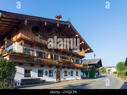 Brixen im Thale, maison Pfistererbauer à Kitzbüheler Alpen - Brixental, Tyrol, Autriche Banque D'Images