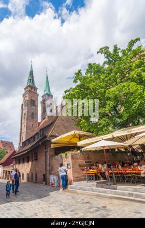 Nürnberg, Nuremberg, église préparée Sebald, bratwurst restaurant Bratwursthäusle in Mittelfranken, moyenne Franconie, Bavière, Allemagne Banque D'Images