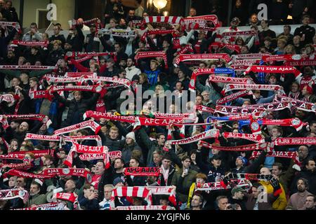 AMSTERDAM, 07-11-2024, JohanCruyff Arena, saison 2024/2025, UEFA Europa League match entre Ajax et Maccabi tel Aviv FC, Ajax fans Credit : Pro Shots/Alamy Live News Banque D'Images