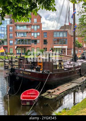 Emden, port, Ratsdelft, bateau, eau, eaux, ville, port intérieur, navire musée, Frise orientale, basse-Saxe, Allemagne Banque D'Images