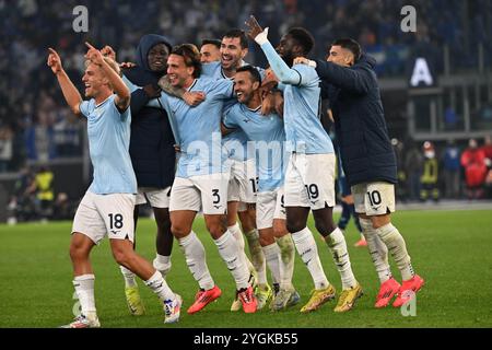 Rome, Italie. 7 novembre 2024. Les joueurs du Lazio célèbrent le match de l'UEFA Europa League entre le Lazio et Porto à Rome, Italie, le 7 novembre 2024. Crédit : Alberto Lingria/Xinhua/Alamy Live News Banque D'Images