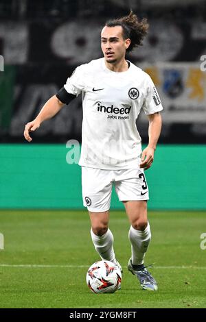 Francfort, Allemagne. 07 novembre 2024. Fussball UEFA Europa League 4. Spieltag Eintracht Frankfurt - Rigas FS AM 24.10.2024 im Deutsche Bank Park in Frankfurt Arthur Theate ( Francfort ) Foto : Revierfoto crédit : ddp Media GmbH/Alamy Live News Banque D'Images