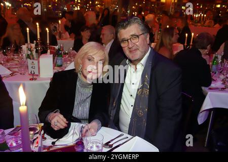 Gala-première des Cornelia Poletto PALAZZO *** Gala première du Cornelia Poletto PALAZZO Copyright : xEventpressxBecherx Banque D'Images