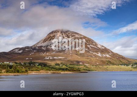 Mount Errigal et Dunlewy Lough, comté de Donegal, République d'Irlande Banque D'Images