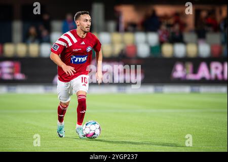 Silkeborg, Danemark. 30 octobre 2024. Younes Bakiz (10 ans) de Silkeborg SI vu lors du match de la coupe danoise Oddset Pokalen entre Holbaek et Silkeborg IF au JYSK Park à Silkeborg. Banque D'Images