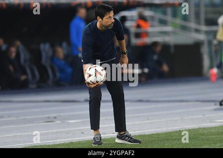 Entraîneur-chef de Porto Vitor Bruno vu lors de la ronde de qualification de l'Europa League - match de 4ème manche entre le SS Lazio et le FC Porto au stade olympique. Score final ; Lazio 2:1 Porto. Banque D'Images
