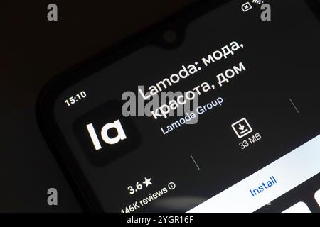 8 novembre 2024, Brésil. Dans cette illustration photo, le logo de l'application Lamoda est affiché sur l'écran d'un smartphone. Banque D'Images