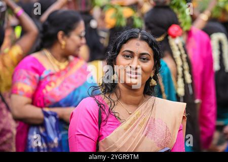 Procession du Tamil chariot Festival depuis le temple de Sivan Kovil à Lewisham, Londres, Royaume-Uni Banque D'Images