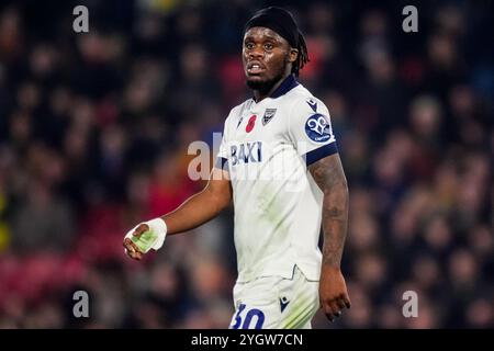 Watford, Royaume-Uni. 08 novembre 2024. WATFORD, ANGLETERRE - 8 NOVEMBRE : Peter Kioso de l'Oxford United FC regarde pendant le match du Sky Bet Championship entre Watford FC et Oxford United FC à Vicarage Road le 8 novembre 2024 à Watford, Angleterre. (Photo de René Nijhuis/MB Media) crédit : MB Media solutions/Alamy Live News Banque D'Images