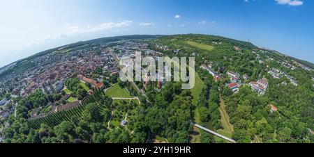 Vue sur Bad Mergentheim autour des jardins thermaux à Tauberfranken, Wuerttemberg Banque D'Images