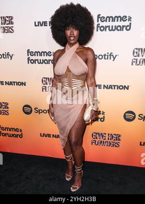 Beverly Hills, États-Unis. 08 novembre 2024. BEVERLY HILLS, LOS ANGELES, CALIFORNIE, États-Unis - 08 NOVEMBRE : Tanerelle arrive au 3ème Gala annuel femme It Forward 'Give Her FlowHERS' Awards 2024 qui a eu lieu à l'hôtel Beverly Hilton le 8 novembre 2024 à Beverly Hills, Los Angeles, Californie, États-Unis. (Photo de Xavier Collin/image Press Agency) crédit : image Press Agency/Alamy Live News Banque D'Images