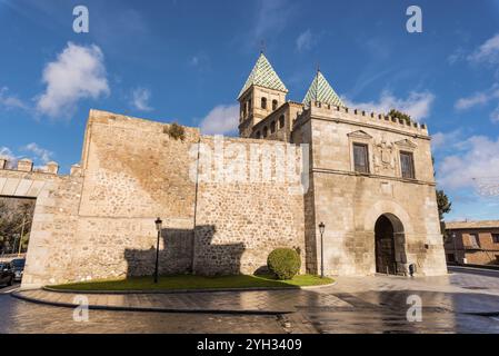 Tolède, Espagne monument célèbre Puerta de Bisagra Banque D'Images