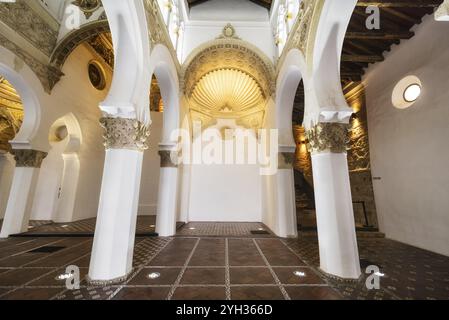 Tolède, Espagne, Synagogue intérieure de Santa Maria la Blanca à Tolède, Espagne, Europe Banque D'Images