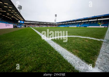 Bochum, Allemagne. 09 novembre 2024. Football : Bundesliga, VfL Bochum - Bayer Leverkusen, Journée 10, Vonovia Ruhrstadion : vue sur le terrain. Crédit : David Inderlied/dpa - NOTE IMPORTANTE : conformément aux règlements de la DFL German Football League et de la DFB German Football Association, il est interdit d'utiliser ou de faire utiliser des photographies prises dans le stade et/ou du match sous forme d'images séquentielles et/ou de séries de photos de type vidéo./dpa/Alamy Live News Banque D'Images