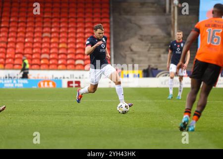 Dundee, Écosse. 9 novembre 2024. Connor Randall en action lors du William Hill SPFL Premiership match entre Dundee United et Ross County au Tannadice Park, Dundee. Crédit : Connor Douglas/Alamy Live News Banque D'Images