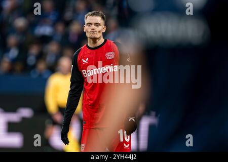 Bochum, Allemagne. 09 novembre 2024. Football : Bundesliga, VfL Bochum - Bayer Leverkusen, Journée 10, Vonovia Ruhrstadion : Leverkusen's Florian Wirtz Reacts. Crédit : David Inderlied/dpa - NOTE IMPORTANTE : conformément aux règlements de la DFL German Football League et de la DFB German Football Association, il est interdit d'utiliser ou de faire utiliser des photographies prises dans le stade et/ou du match sous forme d'images séquentielles et/ou de séries de photos de type vidéo./dpa/Alamy Live News Banque D'Images