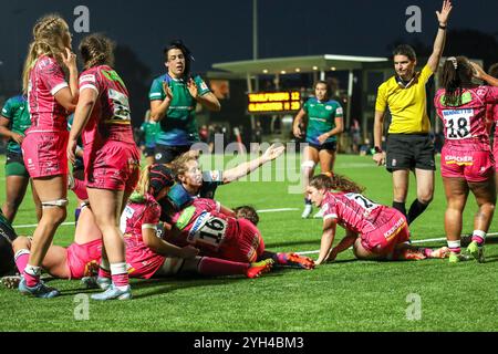 Londres, Royaume-Uni, 09 novembre 2024. La capitaine d'Ealing Trailfinders, Kate Zackary, s'essaye à Gloucester-Hartpury, premier rugby féminin au Trailfinders Sports Club, Londres. Alex Williams / Alamy Live News Banque D'Images