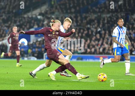 Erling Haaland de Manchester City tente un tir au but lors du premier League match à l'American Express Stadium de Brighton. Date de la photo : samedi 9 novembre 2024. Banque D'Images