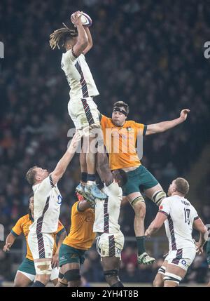 Twickenham, Royaume-Uni. 09 novembre 2024. Lors du match amical international entre l'Angleterre et l'Australie au Twickenham Stadium, Twickenham, Royaume-Uni le 9 novembre 2024. Photo de Steve Ball. Utilisation éditoriale uniquement, licence requise pour une utilisation commerciale. Aucune utilisation dans les Paris, les jeux ou les publications d'un club/ligue/joueur. Crédit : UK Sports pics Ltd/Alamy Live News Banque D'Images