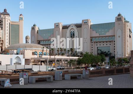 Eilat, Israël- 10 mai 2024 : Herods Palace Eilat propriété royale arrière du bâtiment. Propriété de Fattal Hotels Banque D'Images