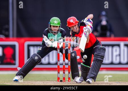 Melbourne, Australie, 9 novembre 2024. Nicole Faltum de Melbourne Renegades Bats lors du match T20 de Weber Women's Big Bash League (WBBL10) entre Melbourne Renegades Women et Melbourne Stars Women au CitiPower Centre Junction Oval le 9 novembre 2024 à Melbourne, Australie. Crédit : Santanu Banik/Speed Media/Alamy Live News Banque D'Images