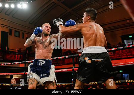 LONDRES, ROYAUME-UNI. 08 Nov 24. Luka Plantic vs Martin Bulacio - WBC International Super Middleweight Title pendant Warren Boxing Management présente Plantic vs Bulacio au York Hall le vendredi 08 novembre 2024 à LONDRES, ANGLETERRE. Crédit : Taka G Wu/Alamy Live News Banque D'Images